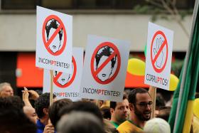 MANIFESTAÇÕES NO BRASIL PREJUDICAM AVALIAÇÃO DO ‘RATING’ DO PAÍS – MOODY’S