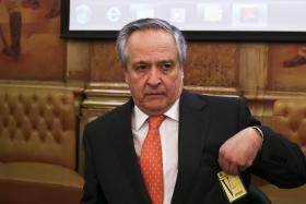 INQUÉRITO/BES: “BANCO QUE NÃO PRECISAVA DE CAPITAL PÚBLICO ESTOIROU E ‘TROIKA’ NÃO PERCEBEU” – ULRICH