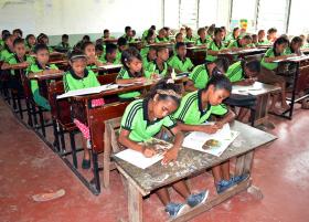 PARLAMENTO NACIONAL TIMORENSE VOLTA A ADIAR DEBATE SOBRE DECRETOS CURRICULARES