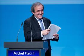 PLATINI REELEITO PRESIDENTE DA UEFA POR ACLAMAÇÃO