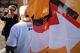 ELEIÇÕES/MADEIRA: APLAUSOS VÃO ENCHENDO SEDE DO PSD PERANTE PRIMEIROS DADOS