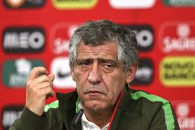 FERNANDO SANTOS TEM CONFIANÇA ABSOLUTA EM ILÍDIO VALE