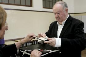 ELEIÇÕES/MADEIRA: JARDIM DEIXA CARGO SEM “GRANDES RECORDAÇÕES” DO PSD