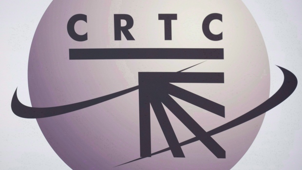 Um logótipo da CRTC é mostrado em Montreal. (The Canadian Press / Graham Hughes)
