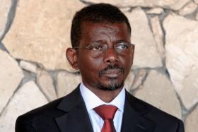 CABO VERDE QUER REFORÇAR COOPERAÇÃO TÉCNICO-MILITAR COM ANGOLA