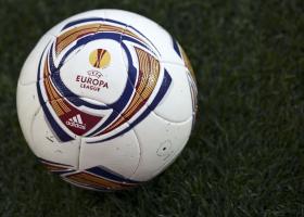 FUTEBOLISTA BELGA EM COMA INDUZIDO APÓS ATAQUE CARDÍACO NO RELVADO