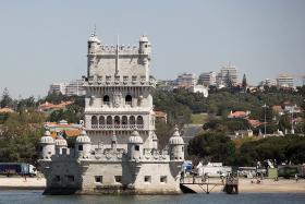 MARCADA GREVE ÀS HORAS EXTRA NO SÁBADO, DIA DOS MONUMENTOS, E A 16 E 18 MAIO, DIA DOS MUSEUS