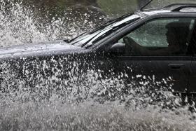 TREZE DISTRITOS DO CONTINENTE COM AVISO AMARELO, POR CHUVA FORTE E TROVOADA
