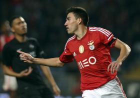 ARTUR E JONATHAN SÃO BAIXAS DE ÚLTIMA HORA NO BENFICA, GAITÁN DE REGRESSO