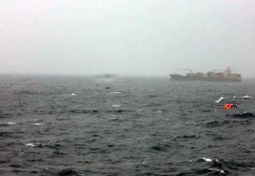 TRÊS MORTOS EM NAUFRÁGIO DE NAVIO DE MIGRANTES NO MAR EGEU