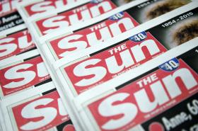 ONU CRITICA TABLOIDE BRITÂNICO POR INCITAR AO ÓDIO CHAMANDO BARATAS A IMIGRANTES