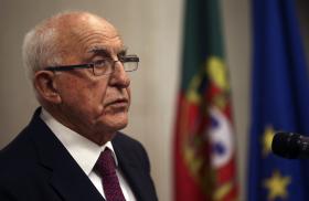 HENRIQUE NETO CONSIDERA ANORMAL UM PAÍS COM TANTOS POLÍTICOS A CONTAS COM A JUSTIÇA