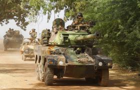 MEDIADORES SUGEREM ASSINATURA DE ACORDO DE PAZ NO MALI A 15 DE MAIO