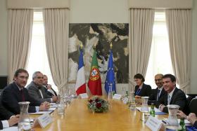 PRIMEIRO-MINISTRO FRANCÊS DIZ QUE REGRESSO DO CRESCIMENTO A PORTUGAL É RECONHECIDO