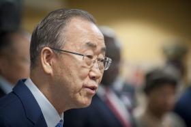 BAN KI-MOON, RENZI E MOGHERINI REÚNEM-SE AO LARGO DA SICÍLIA