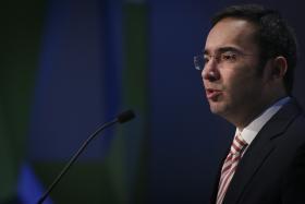 MINISTRO DO AMBIENTE NÃO QUER PERDER “UM MINUTO” COM LITIGÂNCIA DAS PETROLÍFERAS