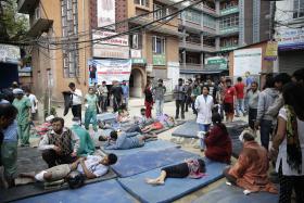 PELO MENOS 114 MORTOS NA SEQUÊNCIA DE SISMO NO NEPAL