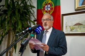 PRESIDENCIAIS: CANDIDATO CÂNDIDO FERREIRA CONTRA “EXPLORAÇÃO E AUSTERIDADE”