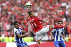 BENFICA E FC PORTO EMPATAM E ADIAM QUESTÃO DO TÍTULO