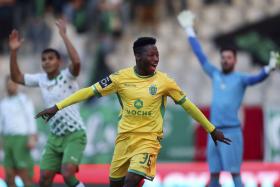 SPORTING VENCE MOREIRENSE E FICA A UM PONTO DE GARANTIR A LIGA DOS CAMPEÕES