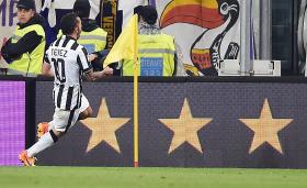 JUVENTUS VENCE, MAS LAZIO ADIA ENTREGA DO TÍTULO EM ITÁLIA