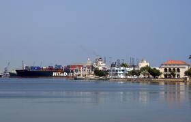 IMPORTAÇÕES ANGOLANAS AUMENTAM 13% NO FINAL DE 2014 COM CIMENTO A LIDERAR