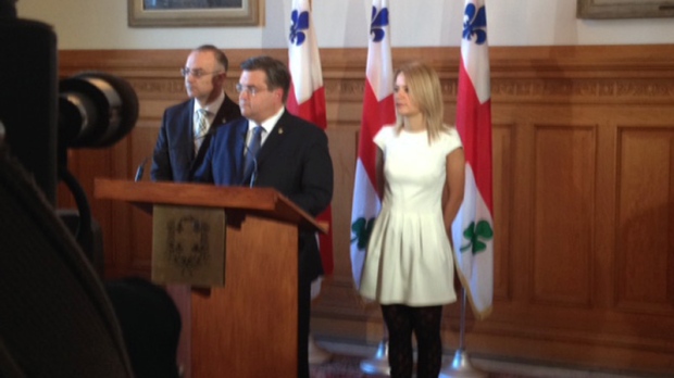 Denis Coderre é visto na Câmara Municipal em Montreal, na terça-feira, durante uma conferência de imprensa sobre veículos elétricos. (CTV Montreal)