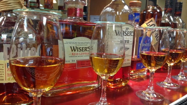 Se o Ontário decidir permitir a venda de vinho e cerveja nos supermercados, as destilarias não querem ficar de fora. (Jonathan Pinto / CBC News)