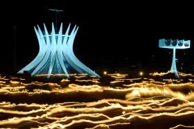 CHINA VAI INVESTIR 50 MIL MILHÕES DE DÓLARES NO BRASIL