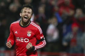 TAÇA DA LIGA: SULEJMANI NO LUGAR DO LESIONADO SALVIO, SALIN EM VEZ DE WELLINGTON