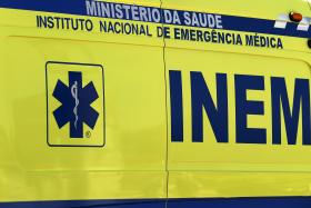 ACIDENTE ENTRE LIGEIRO E AMBULÂNCIA DO INEM  PROVOCA QUATRO FERIDOS GRAVES EM CORUCHE
