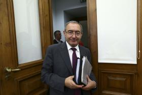 VISTOS GOLD: PEDIDOS DA CHINA DIMINUEM 20% MAS CRESCE PROCURA DE OUTROS PAÍSES — GOVERNO