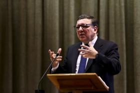 HUNGRIA TEM DE SAIR DA UE SE QUER VOLTAR À PENA DE MORTE – DURÃO BARROSO