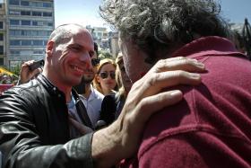 1.º MAIO: ATENAS VIVE DIA DO TRABALHO SINGULAR, COM GOVERNO NA RUA