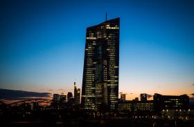 BCE COMPRA MAIS DE 108.700 MILHÕES DE EUROS DÍVIDA PÚBLICA DA ZONA EURO EM DOIS MESES