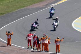 ESPANHOL JORGE LORENZO VENCE EM MOTOGP, MIGUEL OLIVEIRA 8º EM MOTO3