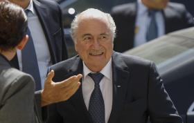 SENADORES DOS EUA PEDEM À FIFA AFASTAMENTO DE BLATTER E CANCELAMENTO DE MUNDIAL NA RÚSSIA