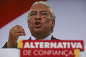 COSTA DIZ QUE GOVERNO DEVIA FOCAR-SE EM APRESENTAR UM PROGRAMA PARA O PAÍS