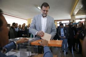 PP E PSOE APELAM À PARTICIPAÇÃO NAS ELEIÇÕES, EMERGENTES FALAM EM ‘CAMBIO’