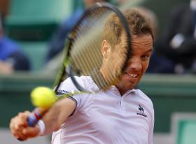 ROLAND GARROS: GASQUET VENCE ENCONTRO ENTRE ÚLTIMOS VENCEDORES DE UM ATP EM PORTUGAL
