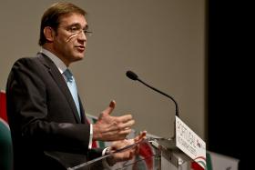 COLIGAÇÃO NÃO AVANÇARÁ COM SOLUÇÃO MUITO DEFINIDA PARA PENSÕES – PASSOS COELHO