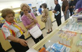 FARMÁCIAS VENDERAM MEDICAMENTOS SUJEITOS A RECEITA MÉDICA SEM ESTA PRESCRIÇÃO