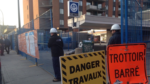 Os trabalhos de renovação na Beaubien Metro começaram na manhã de segunda-feira. (Jay Turnbull / CBC News)