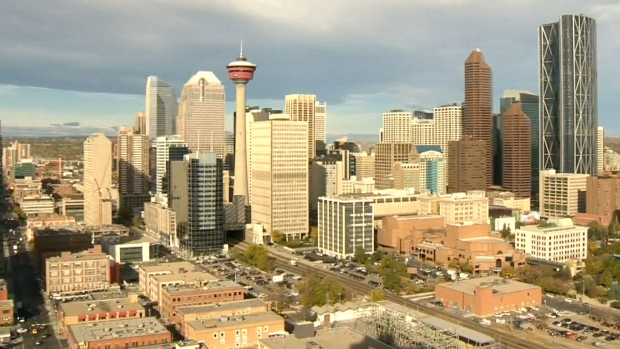 RELATÓRIO PREVÊ RECESSÃO EM CALGARY E EDMONTON ESTE ANO