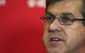 PS QUER FIM DA PROIBIÇÃO DE DEPUTADOS DA EMIGRAÇÃO TEREM DUPLA NACIONALIDADE