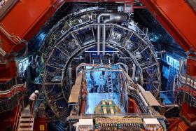 ACELERADOR DE PARTÍCULAS DO CERN INICIA NOVA FASE DE EXPERIÊNCIAS