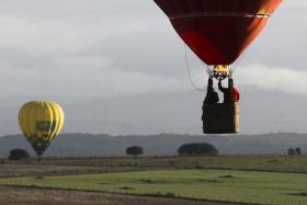 QUINZE EQUIPAS NO FESTIVAL DE BALÕES DE AR QUENTE A PARTIR DE QUARTA-FEIRA NOS AÇORES