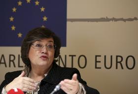 37 EURODEPUTADOS MANIFESTAM A PR ANGOLANO PREOCUPAÇÃO COM DIREITOS HUMANOS
