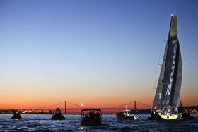 FERNANDO MEDINA PROMETE EMPENHO DE LISBOA PARA “FORTALECER RELAÇÕES” COM VOLVO OCEAN RACE