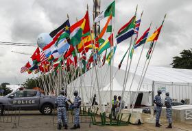 DENUNCIADOS NOVOS ABUSOS SEXUAIS DE CAPACETES AZUIS NA REPÚBLICA CENTRO-AFRICANA